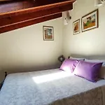 Corfu Birdhouse Daire